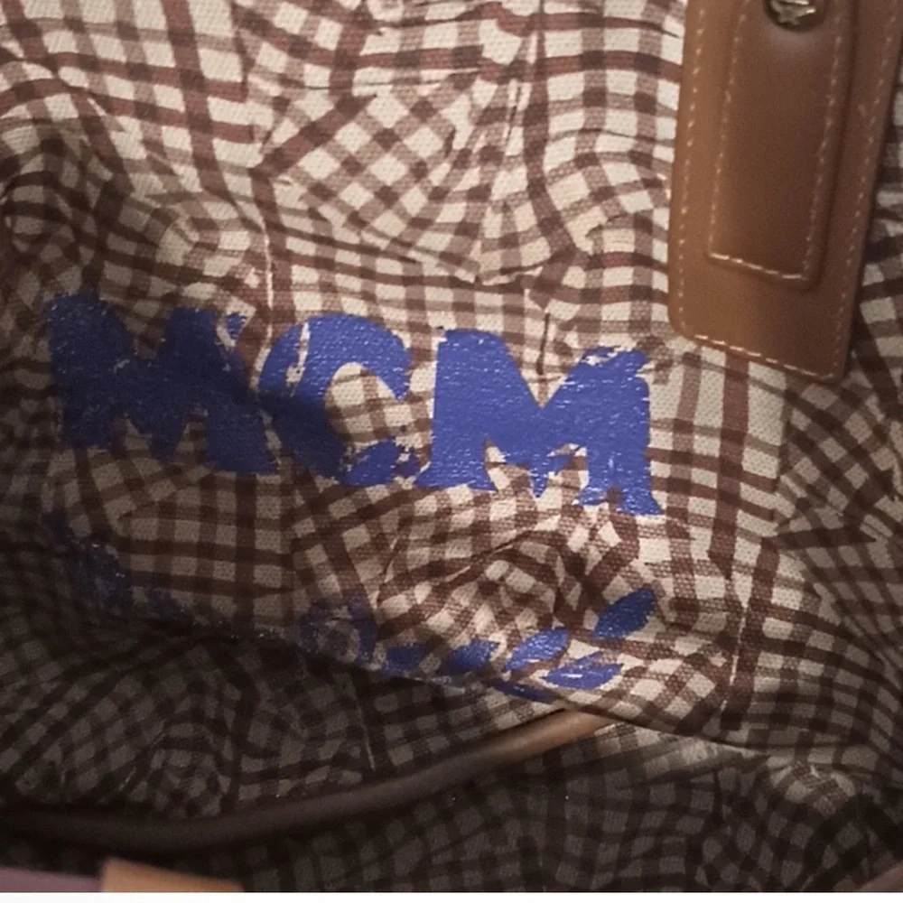 MCM Cognac Liz Reversible Vestos Large Shopper Tote Brown Monogram Gold Hardware - Picture 5 of 6